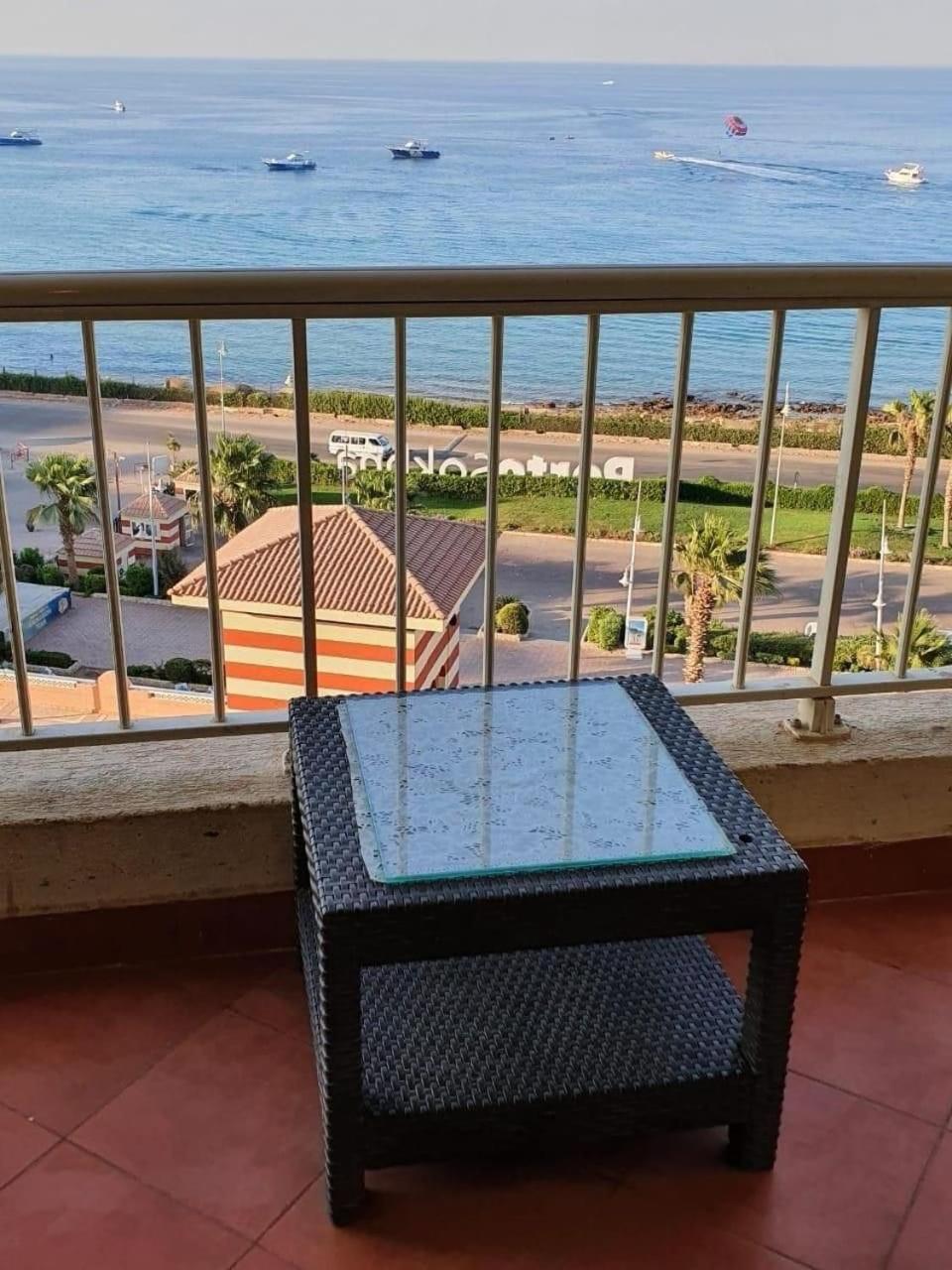 Апартаменти Porto Elsokhna Pyramids Seaview *